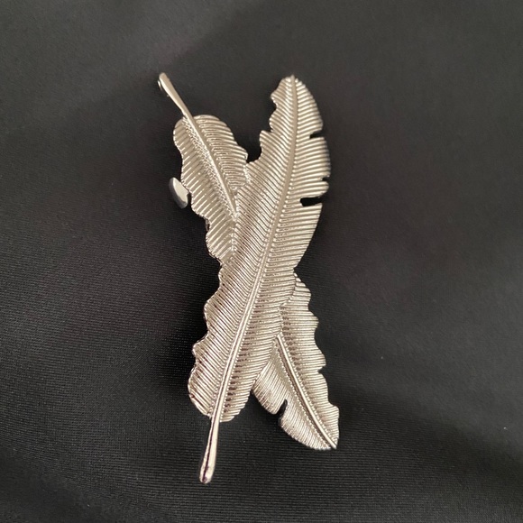 💕Last one SILVER Feather Hair Clip Pins - Picture 6 of 8